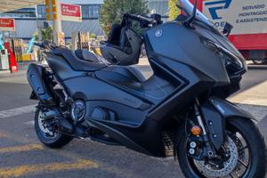 Tmax 560
