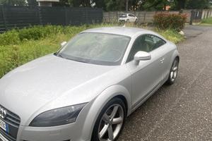 Audi TT mk2 2.0 200cv
