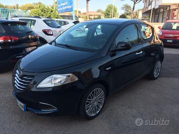 Lancia Ypsilon 0.9 TwinAir 85 CV tagliandata garan