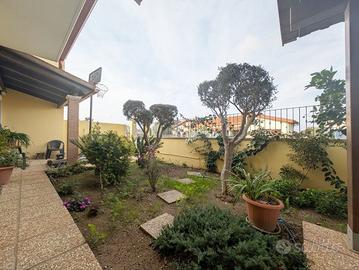 Villa a schiera Uta [Cod. rif 3275342VRG]