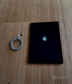 Apple iPad Air 1ª Gen, 11’’, 16GB, Cellular + WiFi