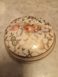 scatola in porcellana 