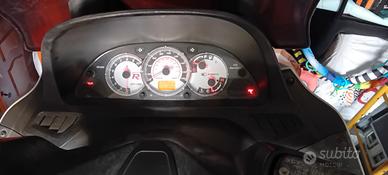 Scooter 300r xciting  bianco in buone c