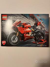 Lego Technic Panigale V4R