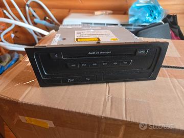 caricatore CD audi a4 8k 