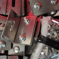 Staffe per lamiera grecata fotovoltaico 