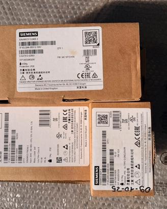 Lotto Siemens SINAMICS PM240-2+CU240E-2+BOP-2–6SL3