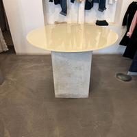 Tavolo di Design con Base in Marmo con vetroTondo