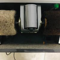 PRIVATO. Macchinetta Lucidascarpe Due Spazzole.