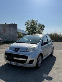 Peugeot 107 1.0 68CV 5p. Desir