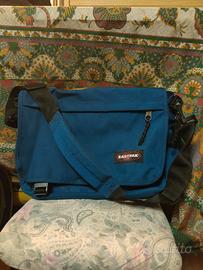 Borsa tracolla Eastpak