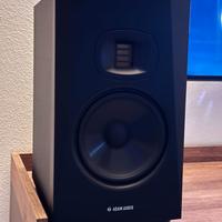 Adam Audio A7V