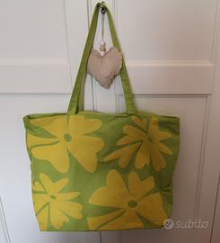 Borsa spiaggia o viaggio