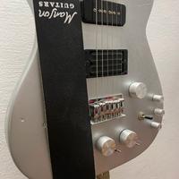 Chitarra replica "Manson Delorean" [Muse, Bellamy]