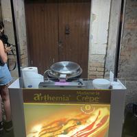 Carrello movibile con piastra creps