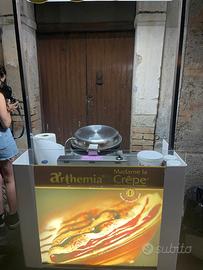 Carrello movibile con piastra creps