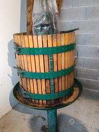 Torchio per uva, F.lli Rossi Calzolaro Perugia 