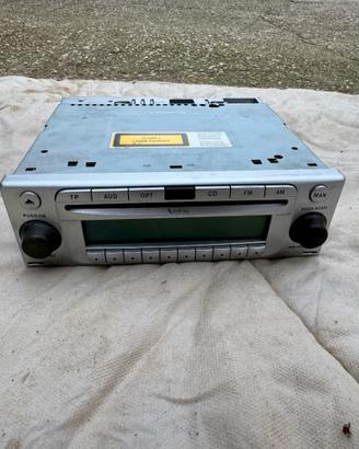 RADIO HARMAN/BECKER A1938200086 CHRYSLER CROSSFIRE
