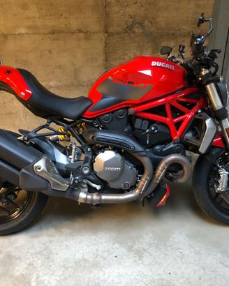 Ducati Monster 1200