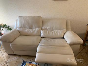 Divano con sedute allungabili