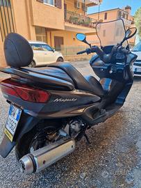 Yamaha Majesty 250