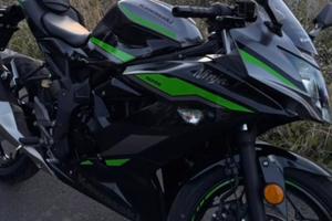 Kawasaki ninja 125 4t
