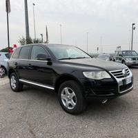 VOLKSWAGEN Touareg 2.5 R5 TDI DPF tiptronic Exclus
