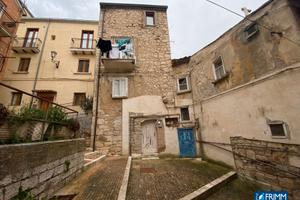 Casa Cielo-Terra - Via S. Cristina, Campobasso