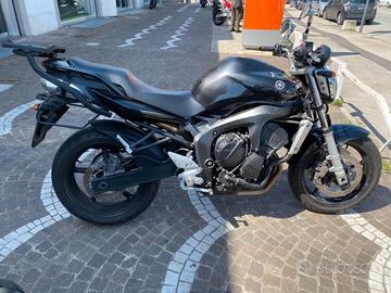 Yamaha FZ6 - 2005