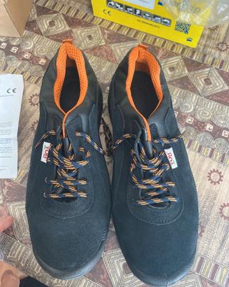 Scarpe antinfortunistiche num 43