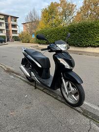 Honda sh 125 2010 scooter