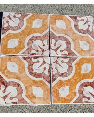 Piastrelle in ceramica d'epoca.