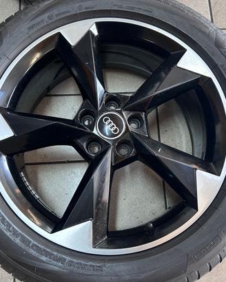 Cerchi in lega 19 originali Audi Q3 con gomme