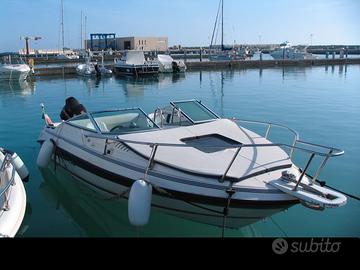 Barca open Sea Ray 7,50 motore Suzuki 140HP