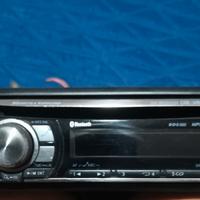 Stereo auto modello Alpine CDE-126 BT