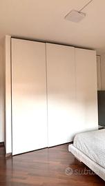 Armadio marca Caccaro - 3 ante scorrevoli