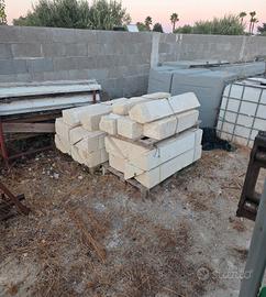 Gradini per scala in pietra leccese