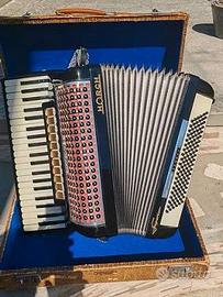 Fisarmonica horch in 4/4 120 Bassi
