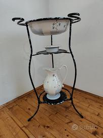 Lavabo vintage in ferro battuto 