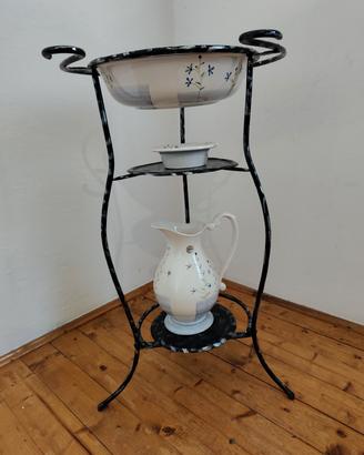 Lavabo vintage in ferro battuto 