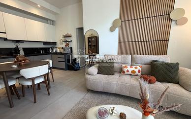 TRILOCALE RISTRUTTURATO CON PISCINA
