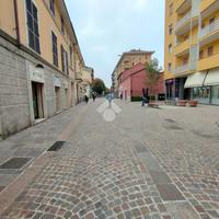 LABORATORIO A LEGNANO