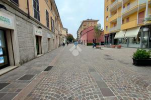 LABORATORIO A LEGNANO