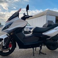 Kymco Xciting 300 R