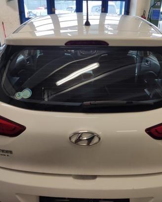 Portellone nudo HYUNDAI I20 del 2017