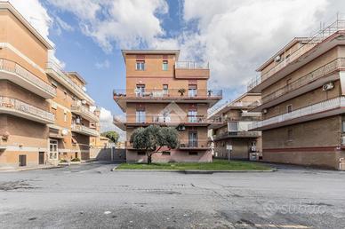 3 LOCALI A CERVETERI