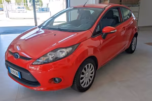 Ford Fiesta 1.4 TDCi 3 porte NEOPATENTATI - 2010