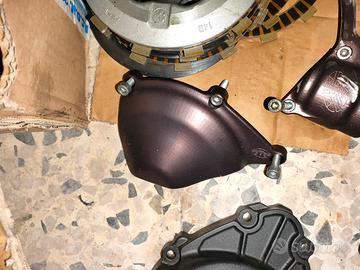 copricarter Yamaha r1 big bang 