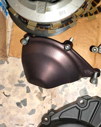 copricarter Yamaha r1 big bang 