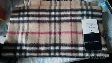 Sciarpa burberry 50 cashmere nuova